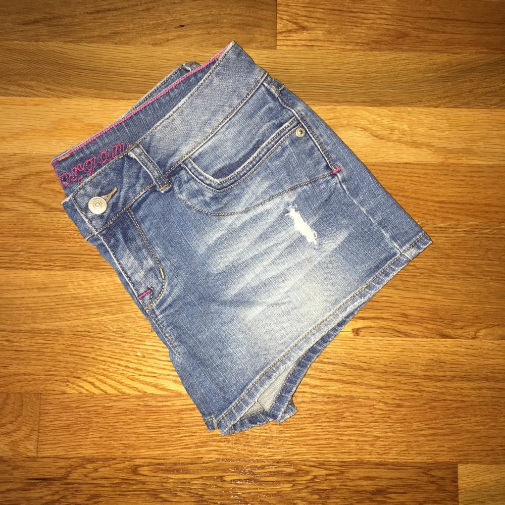 DENIM SHORTS